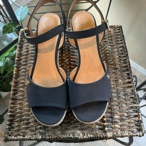 Tommy‎ Hilfiger navy blue espadrille Wedges Women’s size 9